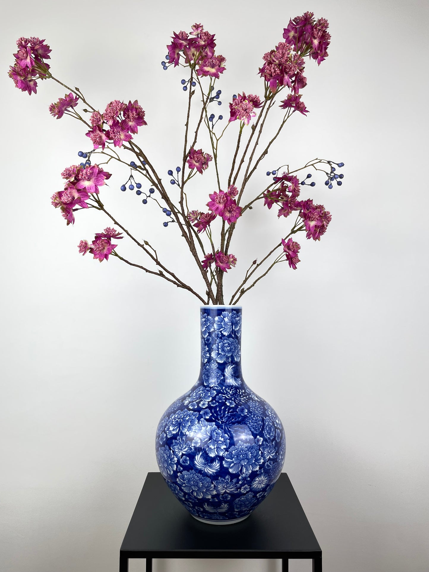 Porzellanvase, handbemalt, blau, 34cm