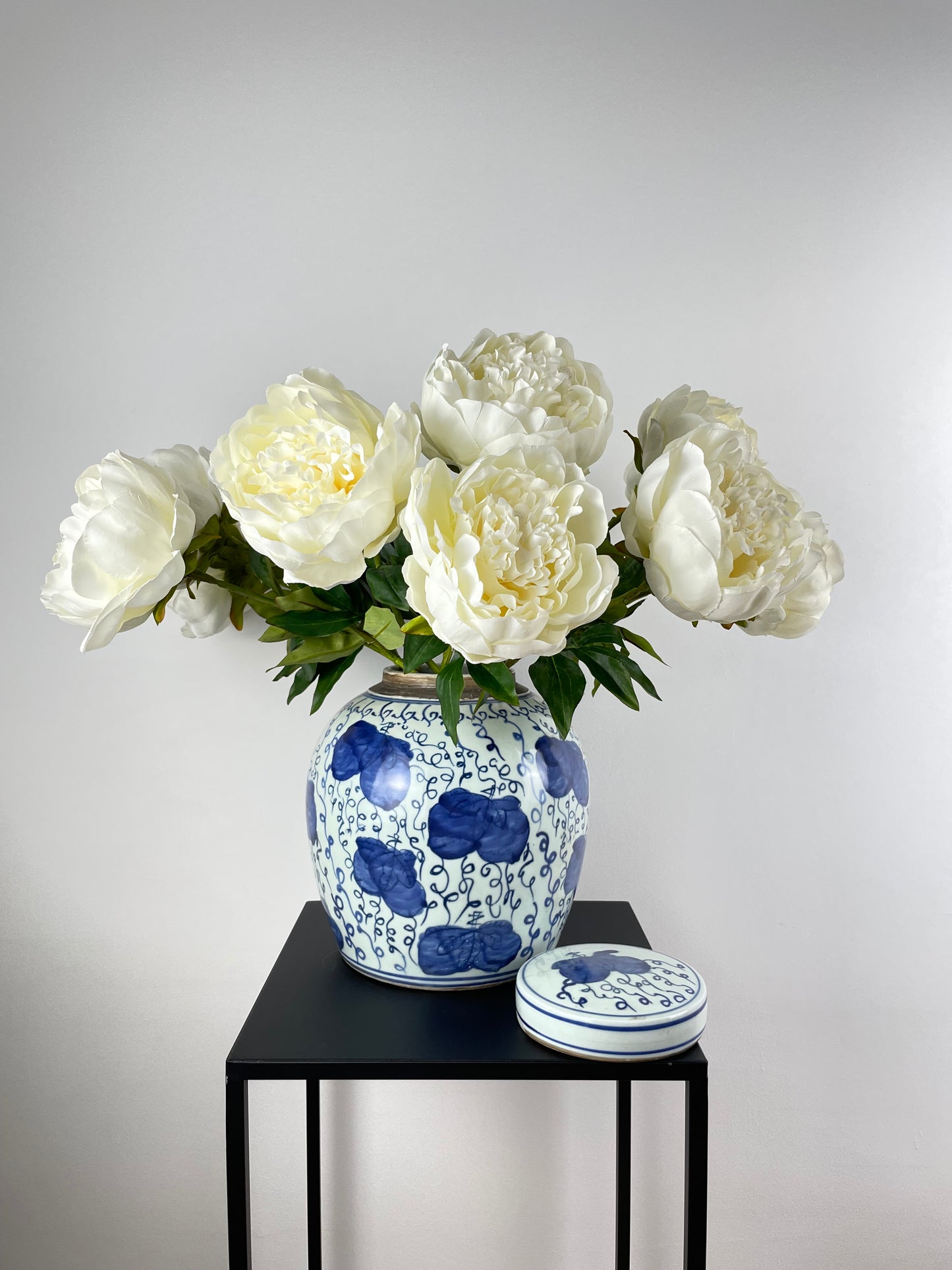 Porzellanvase, weiß blau, handbemalt, 24cm
