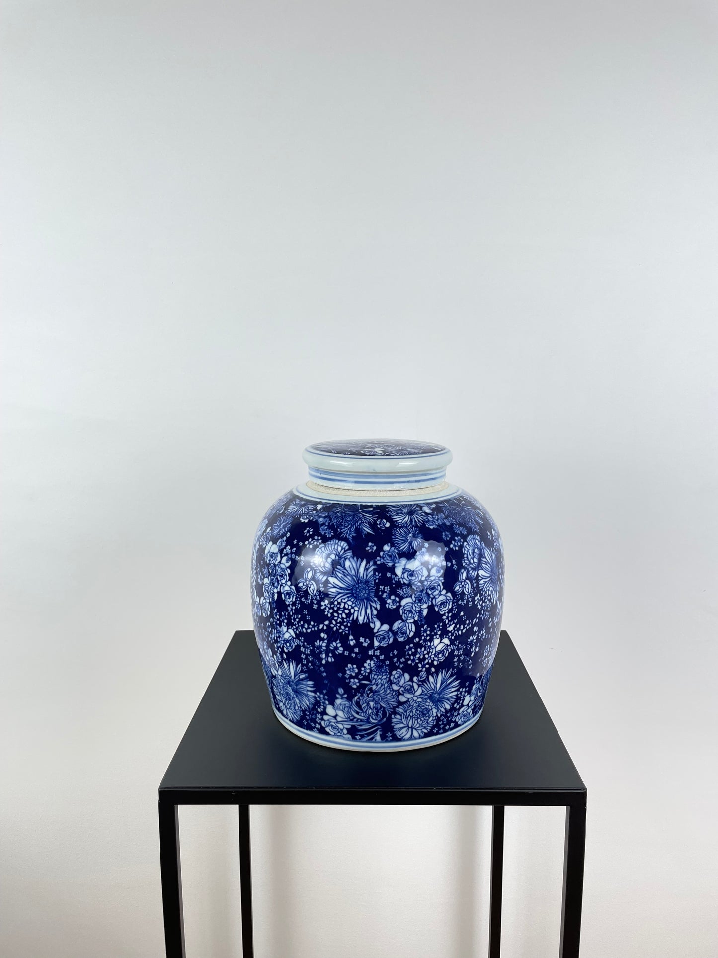 Porzellanvase, blau, handbemalt, 22cm