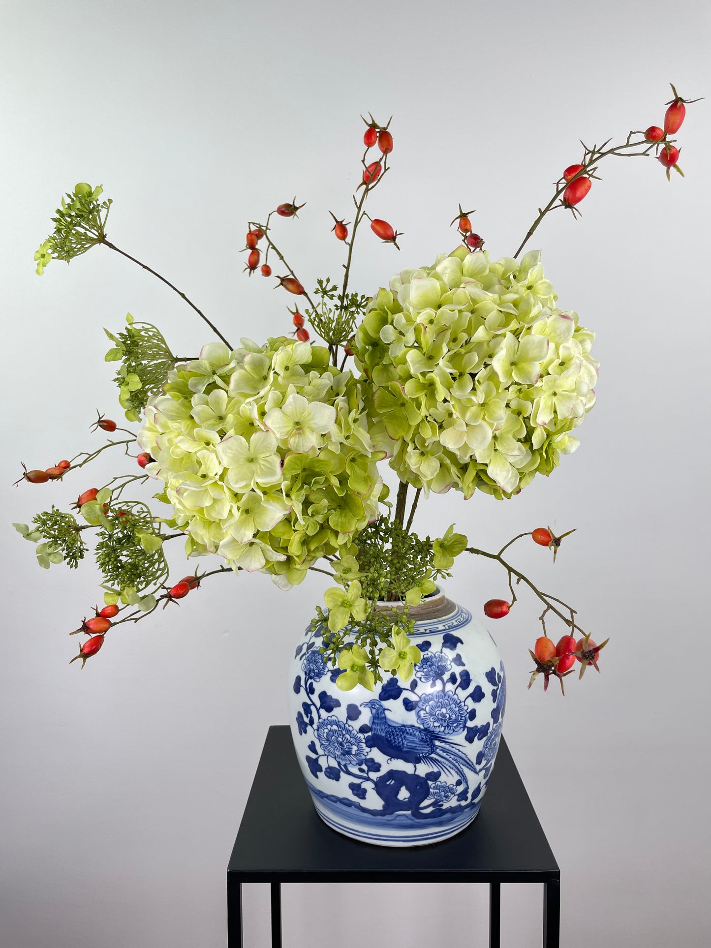 Artificial flower bouquet "Buttercream"