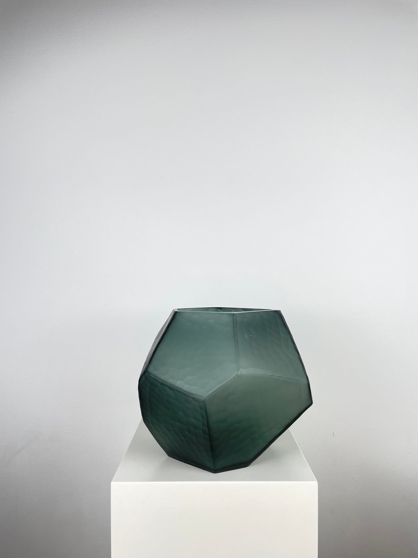 Glasvase, "The Rock small" mundgeblasen, grau, 22cm