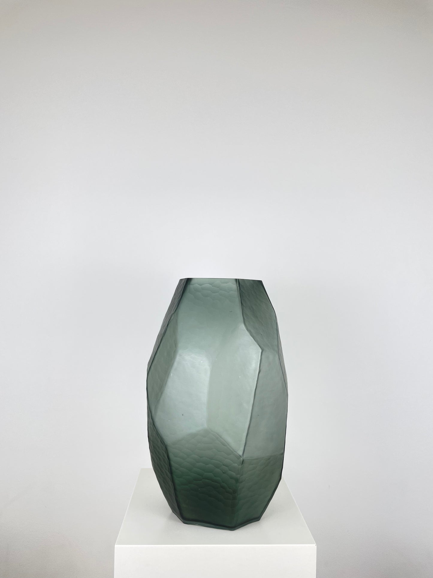 Glasvase, "The Rock medium" mundgeblasen, grau, 33cm