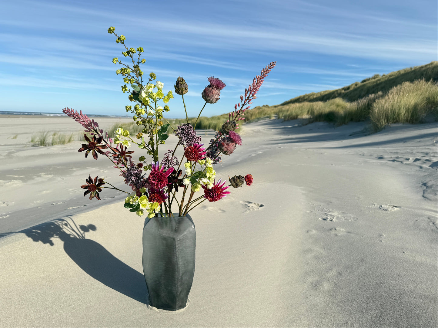 Artificial flower bouquet "Wildberry Dreams"