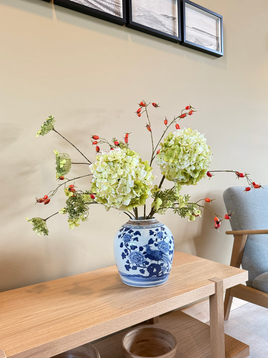 Artificial flower bouquet "Buttercream"