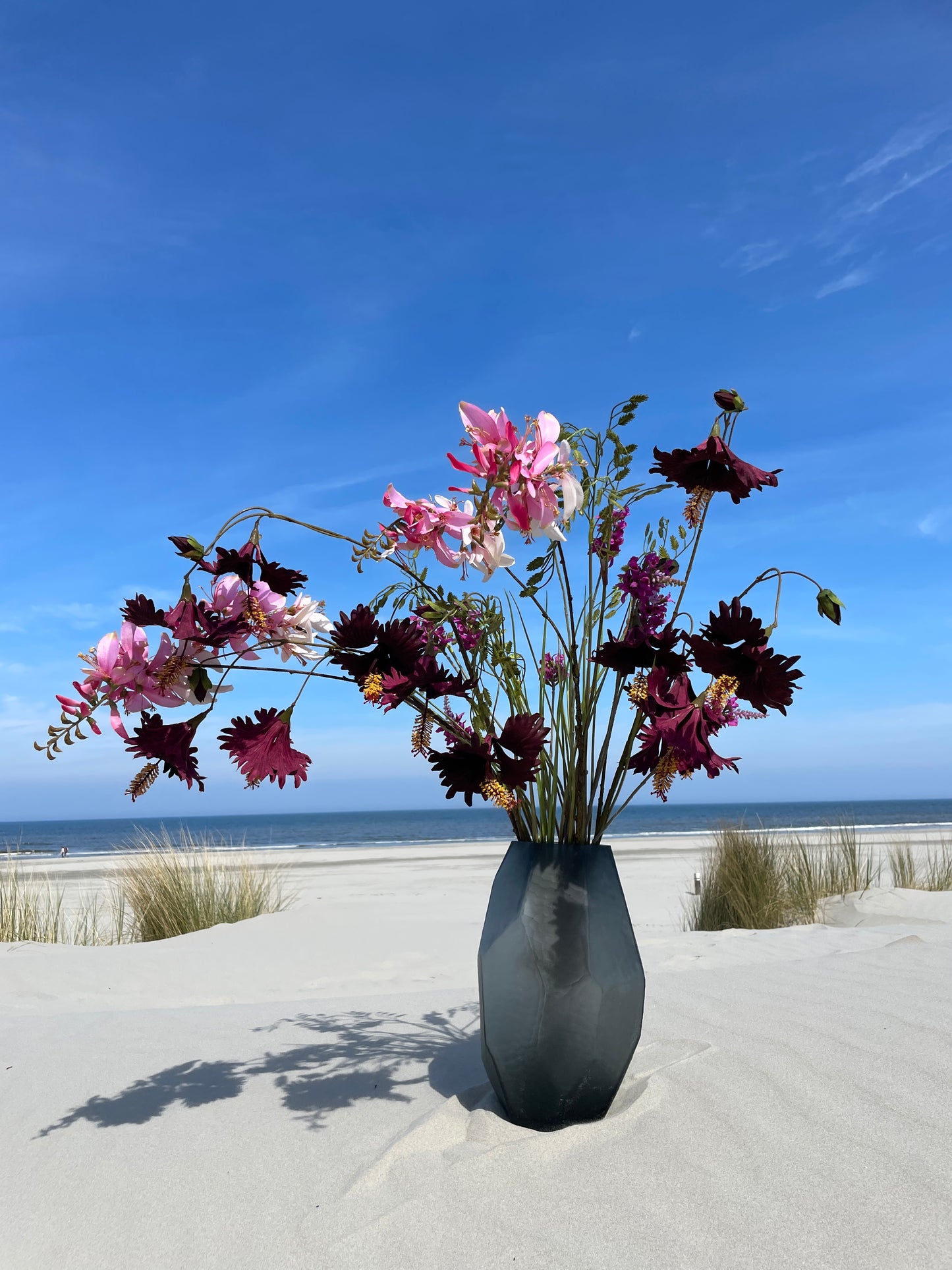Kunstblumen Bouquet "Wildberry Dreams"