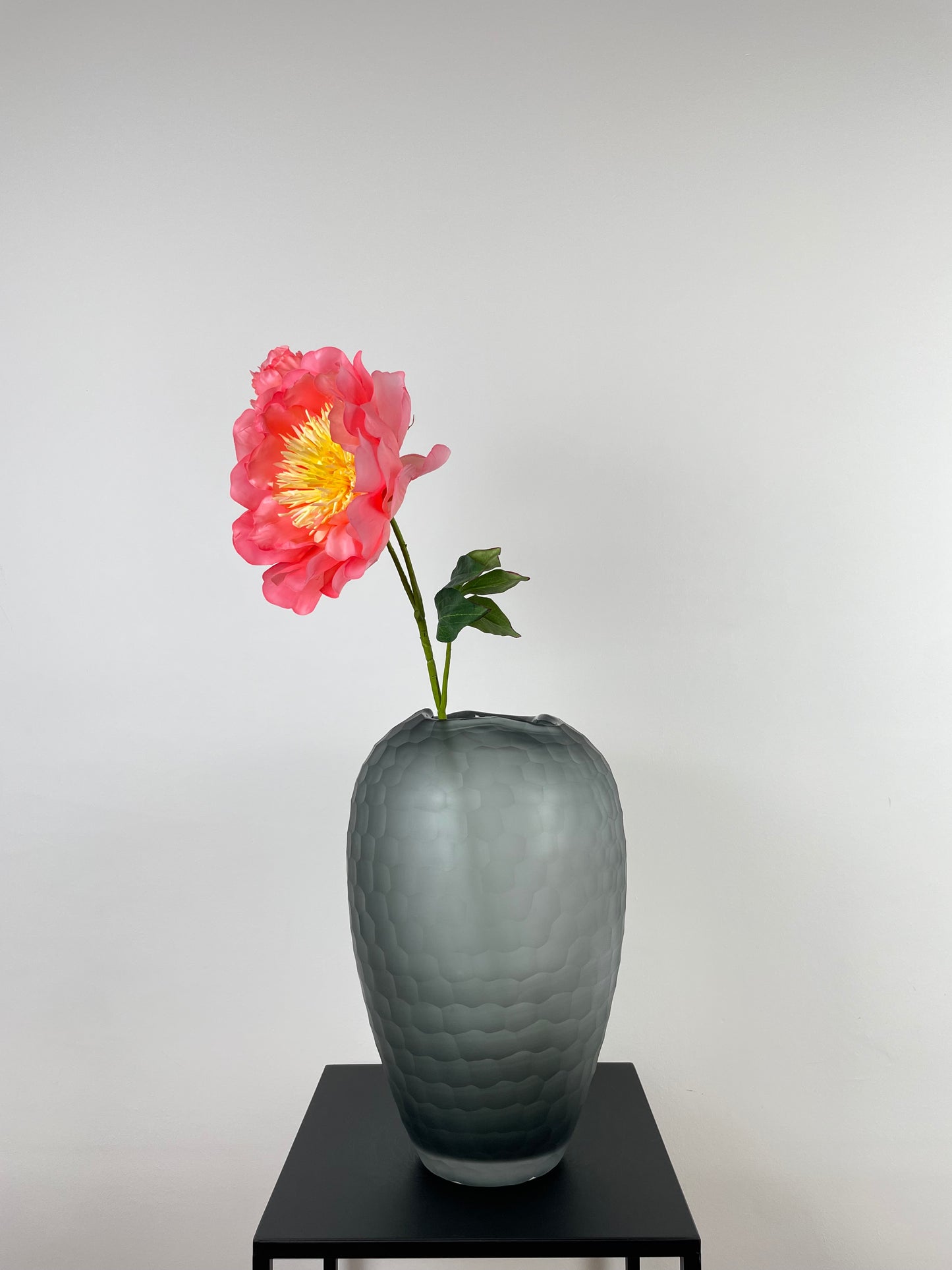 Artificial peony, salmon-colored, 79cm