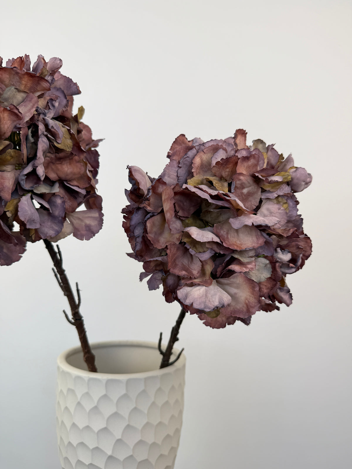 Künstliche Hortensie wie echt, lila, 64cm, Nahaufnahme – Silk-ka