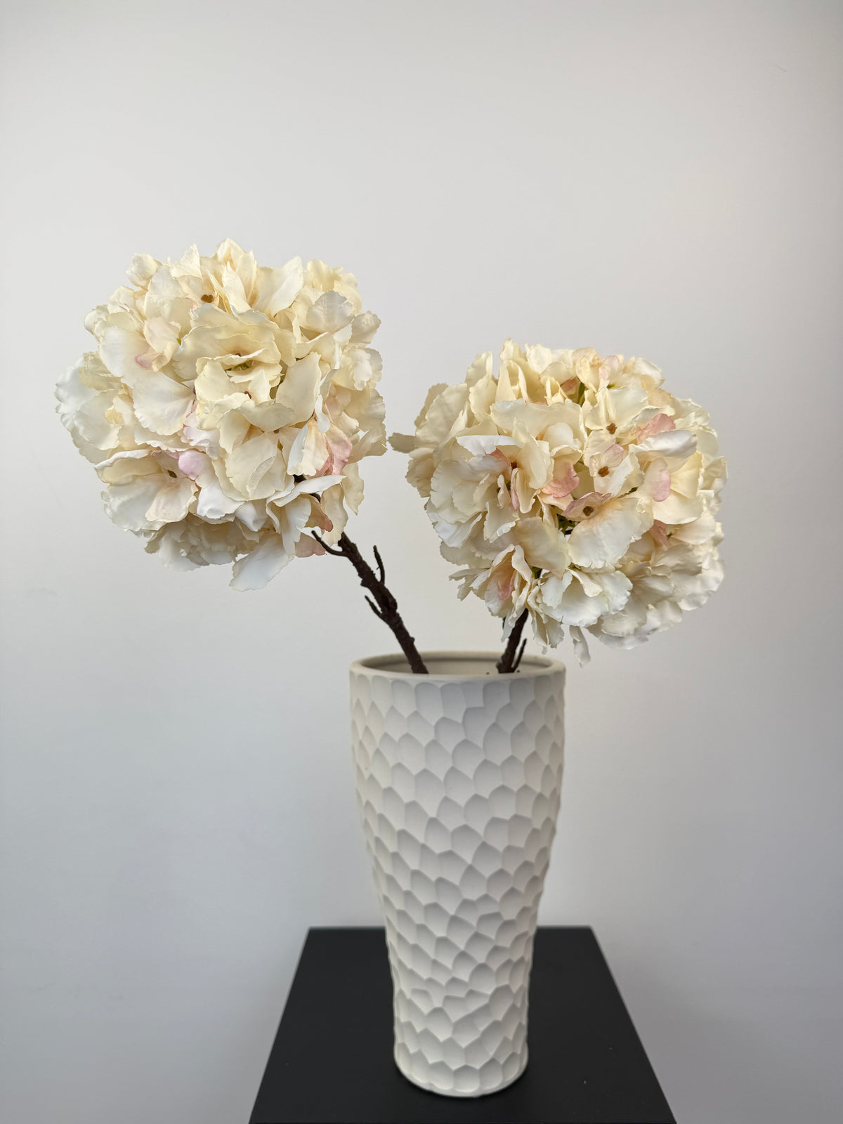 Künstliche Hortensie wie echt, creme, 64cm, Detail der Blüte – Silk-ka