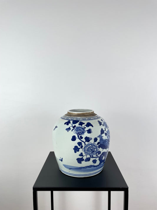 Porzellanvase, weiß blau, handbemalt, 25cm