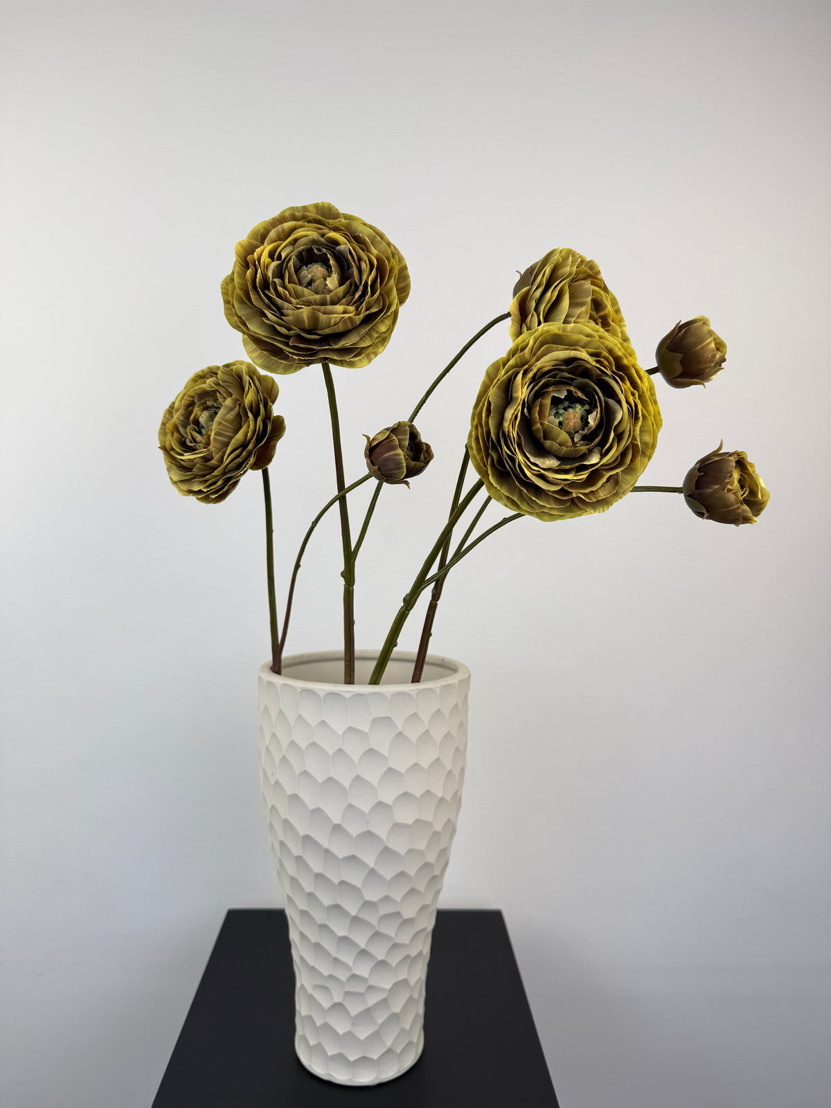 Künstlicher Ranunkelzweig wie echt, gelb/braun, 62cm, Ansicht 2 – Silk-ka