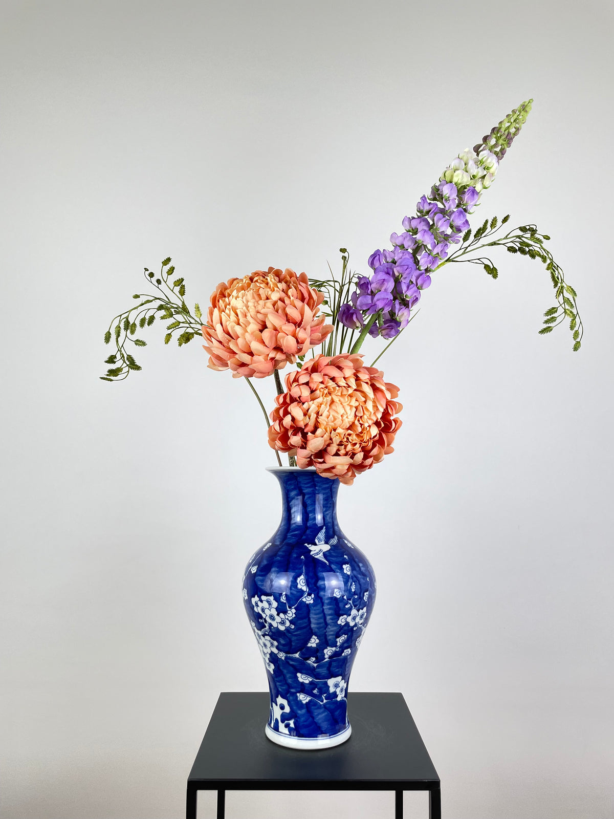Kunstblumen Bouquet „1st Kiss“ – Lupinen & Chrysanthemen wie echt –