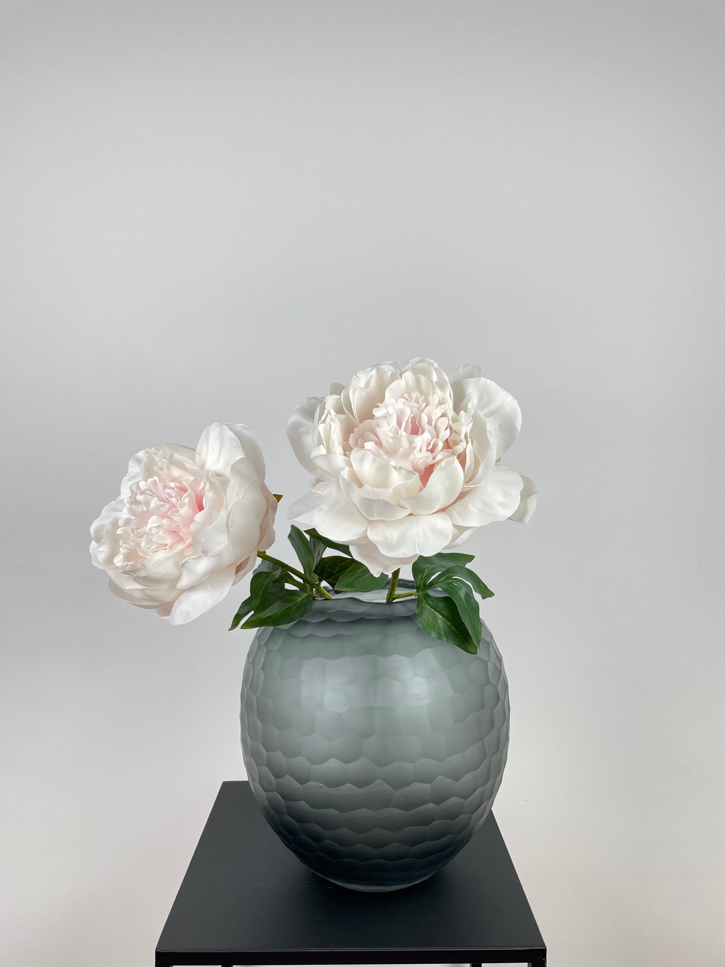 Künstliche Pfingstrose, weiss-rosa, 52cm